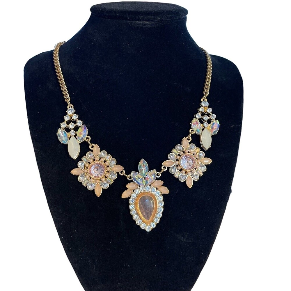 Chunky Rhinestone Statement Necklace ~ Peach and Clear Stones Gold Tone - Picture 3 of 5